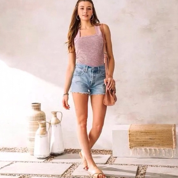 Levi’s 501 W28 (US 6/7) Denim Womens Shorts Irregular High Rise Luxor 56327-0113 - Picture 13 of 13